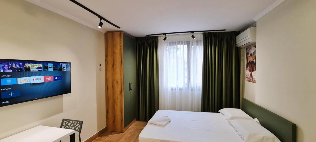 2V1 - Center Apartment 3 Tirana Exterior foto